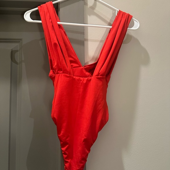 Showpo Bold Red Bodysuit - Picture 2 of 3